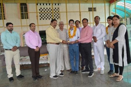 Results Celebration  photo 11
