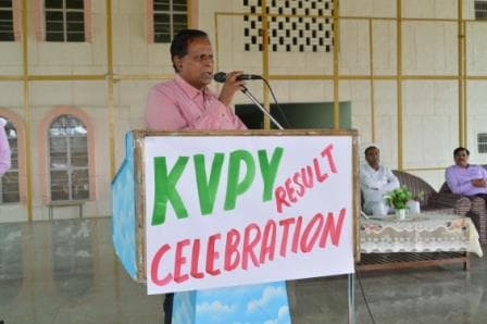 Results Celebration  photo 15