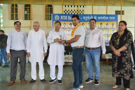 Results Celebration  photo 12