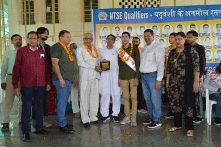 Results Celebration  photo 29