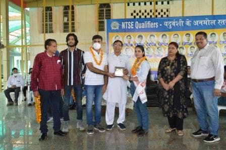 Results Celebration  photo 39