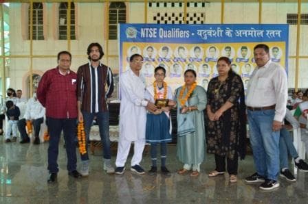 Results Celebration  photo 40