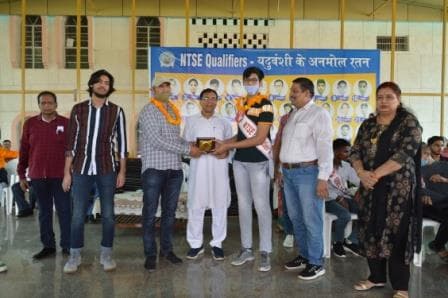 Results Celebration  photo 75
