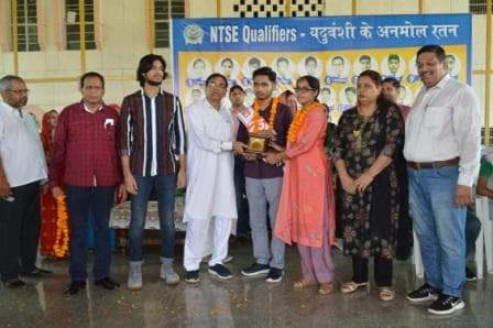 Results Celebration  photo 61