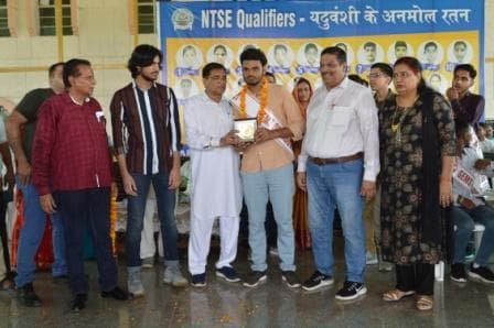 Results Celebration  photo 96