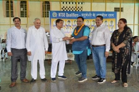 Results Celebration  photo 88