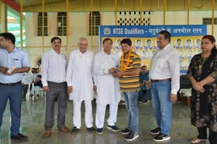 Results Celebration  photo 85