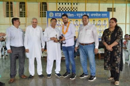 Results Celebration  photo 87
